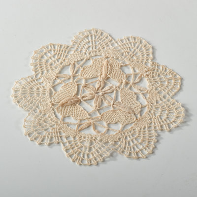 Cluny Cotton Animals/Nature Round Doily