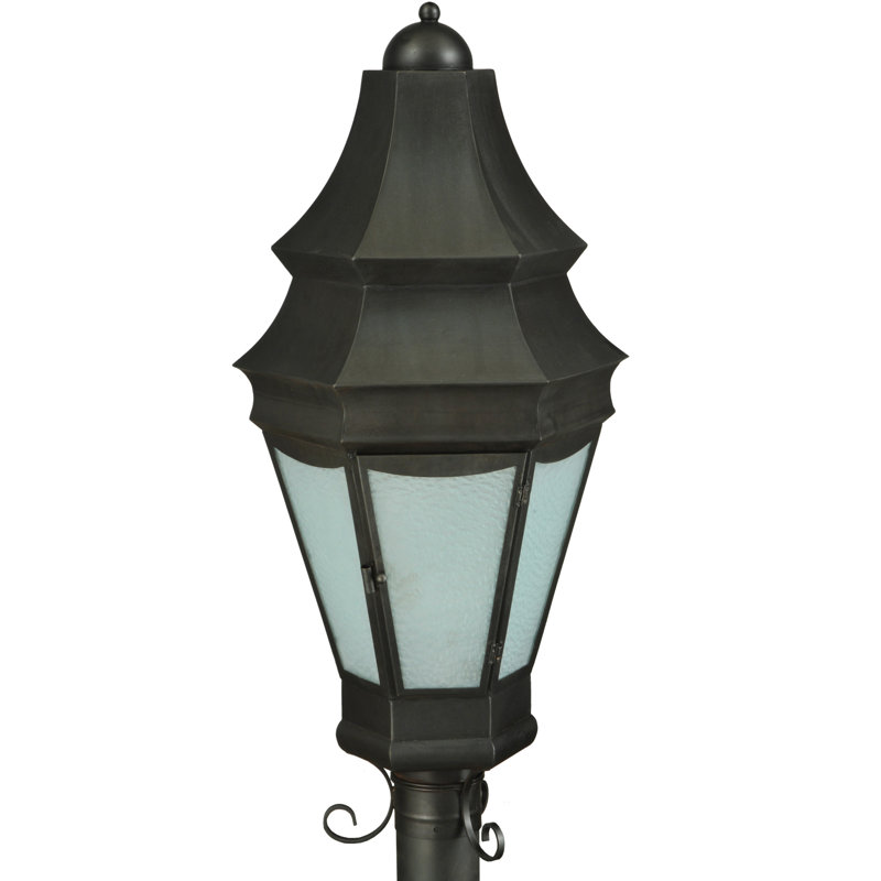 Statesboro 2 - Light Lamp and Post