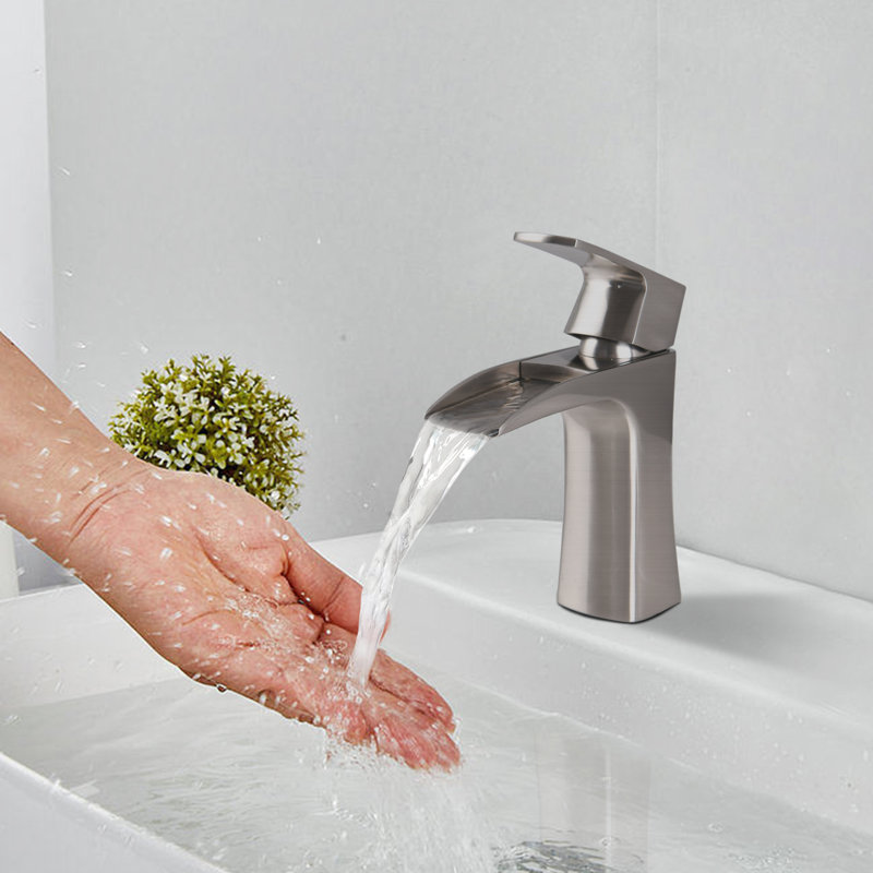 Robinet de salle de bain à un trou, Nickel brossé