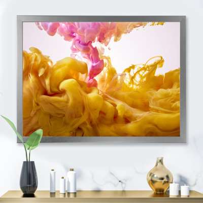 «Yellow and Pink Dancing Ink Clouds» - photographie sur toile