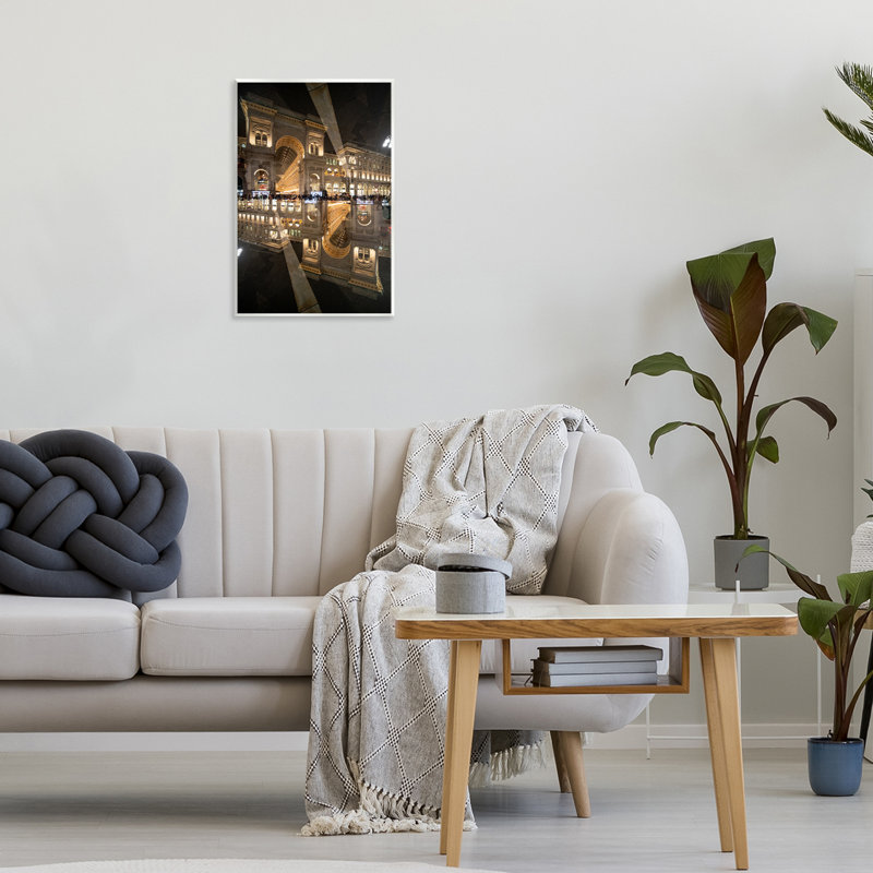 «Illuminated Architecture Symmetry», plaque murale par Robin Vandenabeele, H 15 po x l 10 po