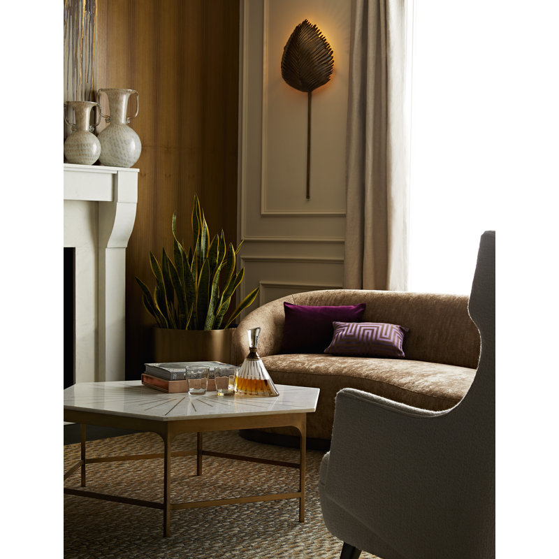 1 - Light Wallchiere