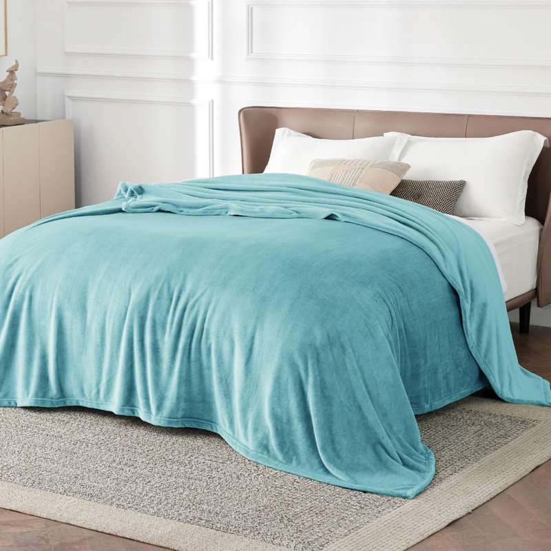 Bedsure Blanket For Couch - Super Soft Cozy Blankets, Cute Small Fleece Blanket