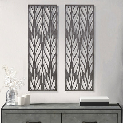 Panneaux décoratifs muraux en bois gris découpé - 2 panneaux de 30,5 cm (l) x 91,5 cm (h) - Teinte recyclée - Motif complexe - 4 fixations - Idéal pour la chambre à coucher - 2,5 cm (p) - Motif botanique - Convient également aux pièces de vie.