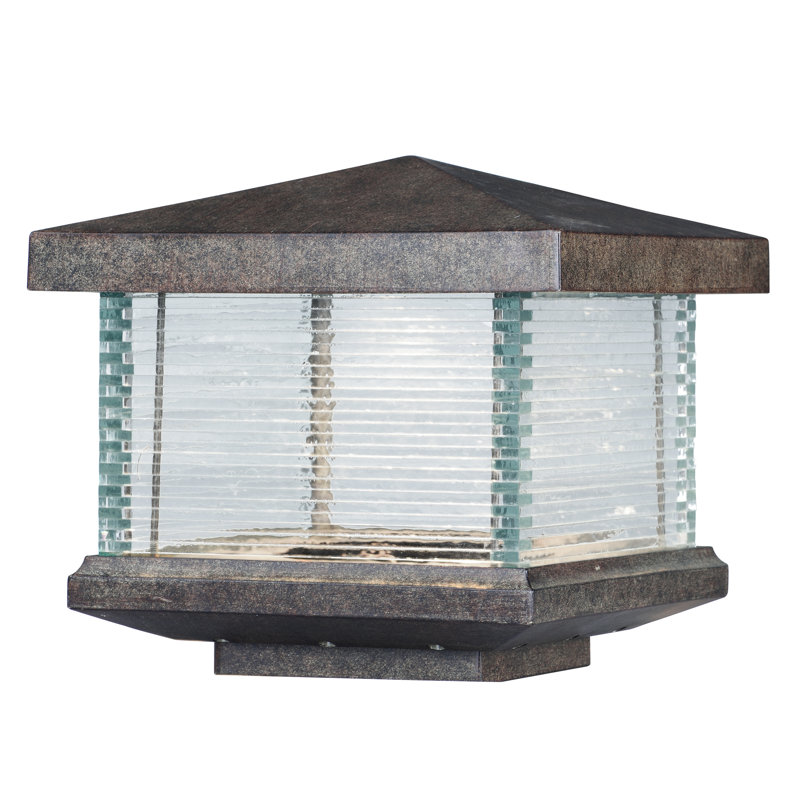 Hungate Pier Mount Light