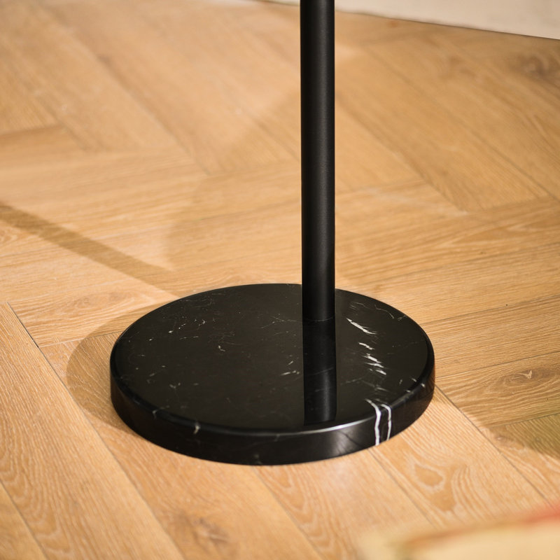 Lampe sur pied à arche 70 po avec ampoule DEL Robiul, Base matte / abat-jour noir