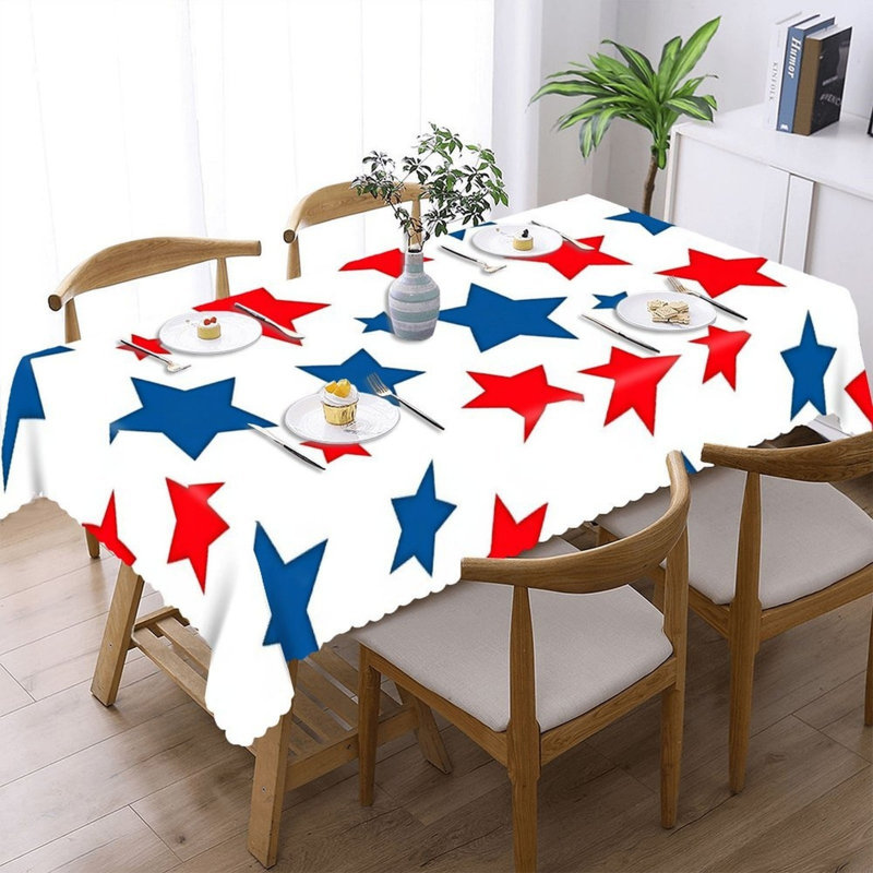 Nappe rectangulaire festonnée rouge et bleue à motif d'étoiles 60 "x 120", Blue, Geometric Shapes