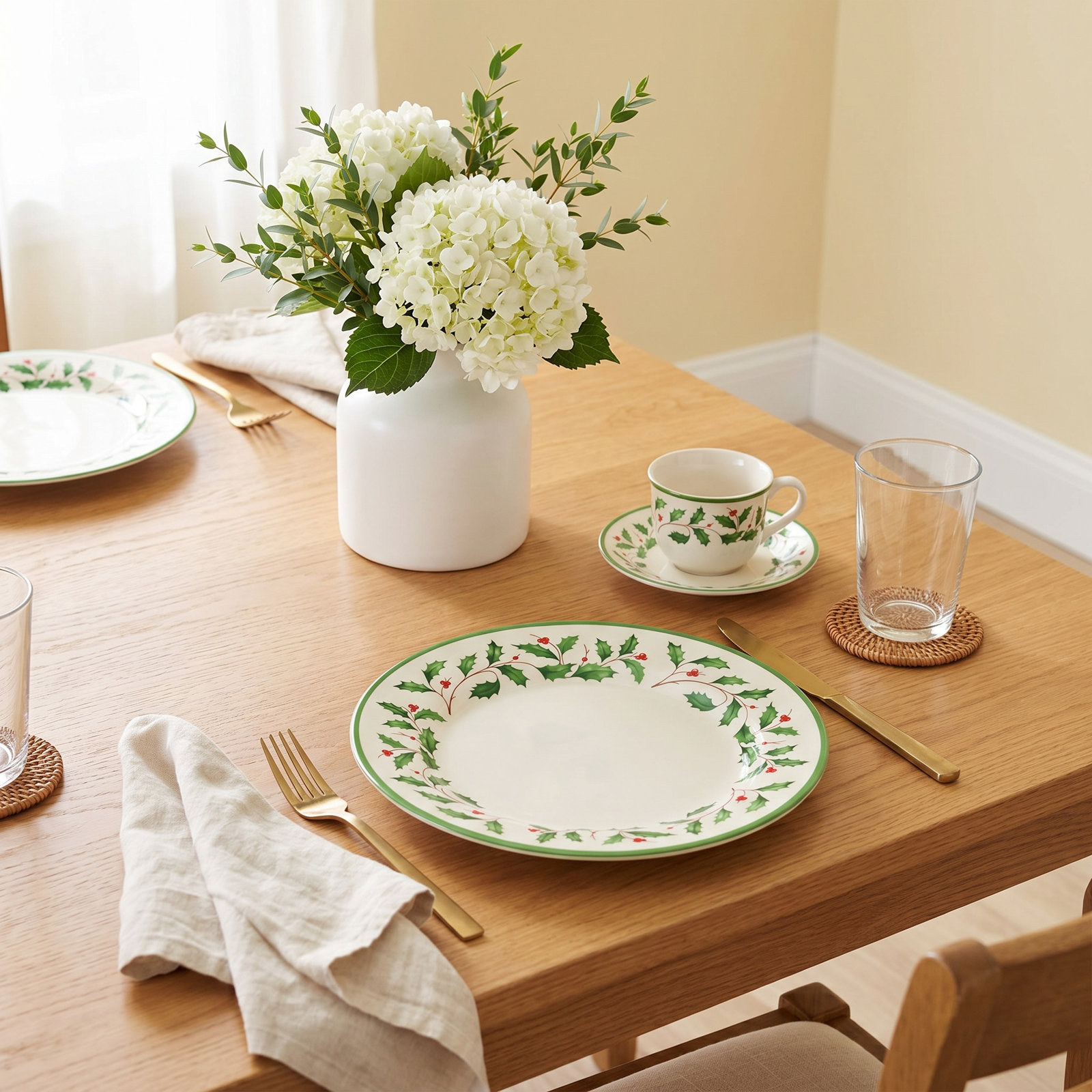 Holiday Melamine 11" Dinner Plate