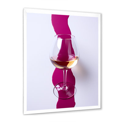 " White Wine Glass Magenta Presentation "