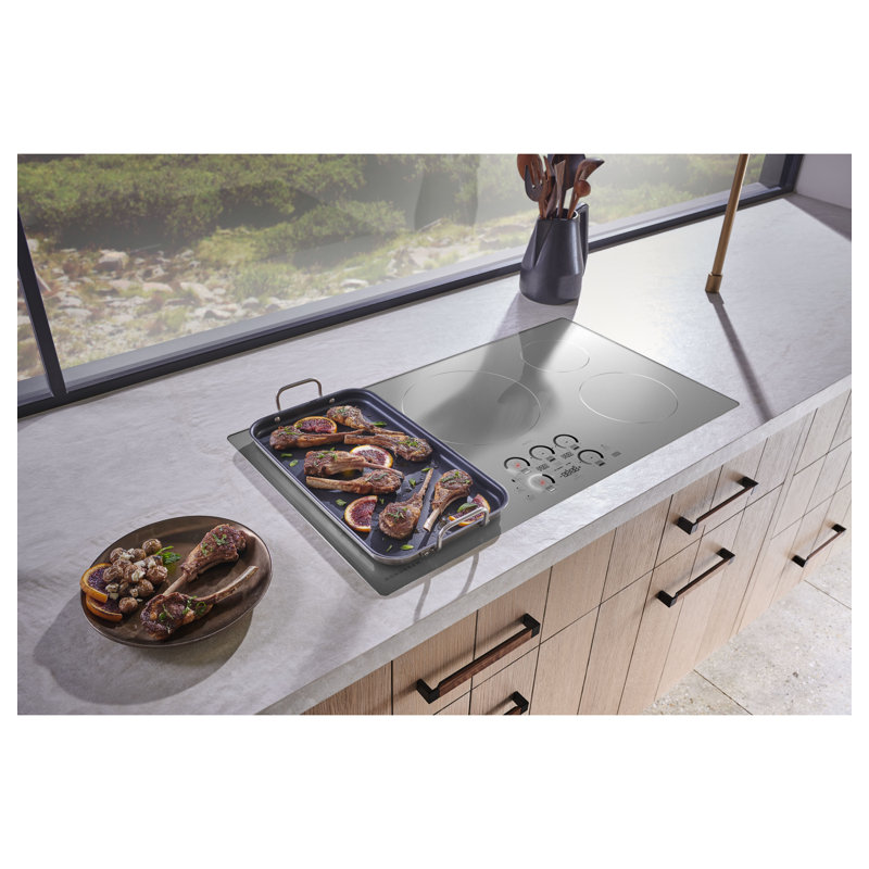 Monogram ENERGY STAR® 36" Induction Cooktop With Flush Mount Accessory, Silver