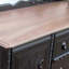 Buffet polyvalent rétro sculpté