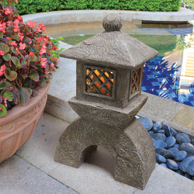 Pagoda Illuminated Lantern Sculpture