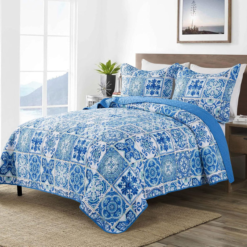 HoneiLife King Size Blended Fabric North African Charm Blue Quilt Bedding Set with Pillow Shams, Blue, King