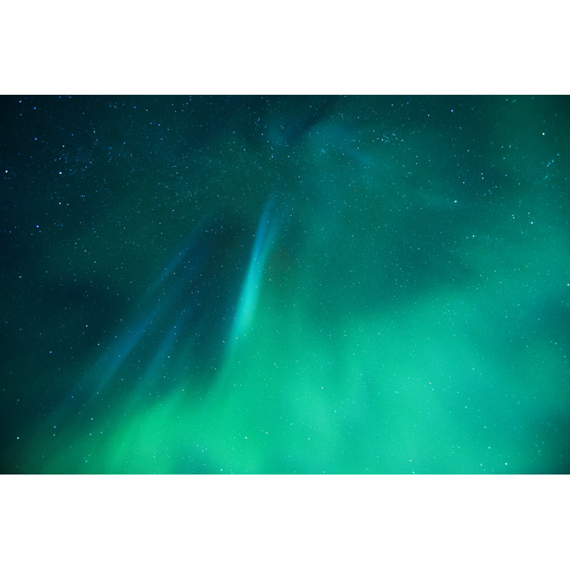 Aurore à Lofoten, Norvège par Tunart, H 8 po x l 12 po