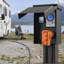 Boîtier électrique temporaire avec minuterie 30 A/20 A pour VR, caravane, véhicule électrique, prise NEMA 30 A avec disjoncteur différentiel 20 A installée, boîtier étanche NEMA 3R