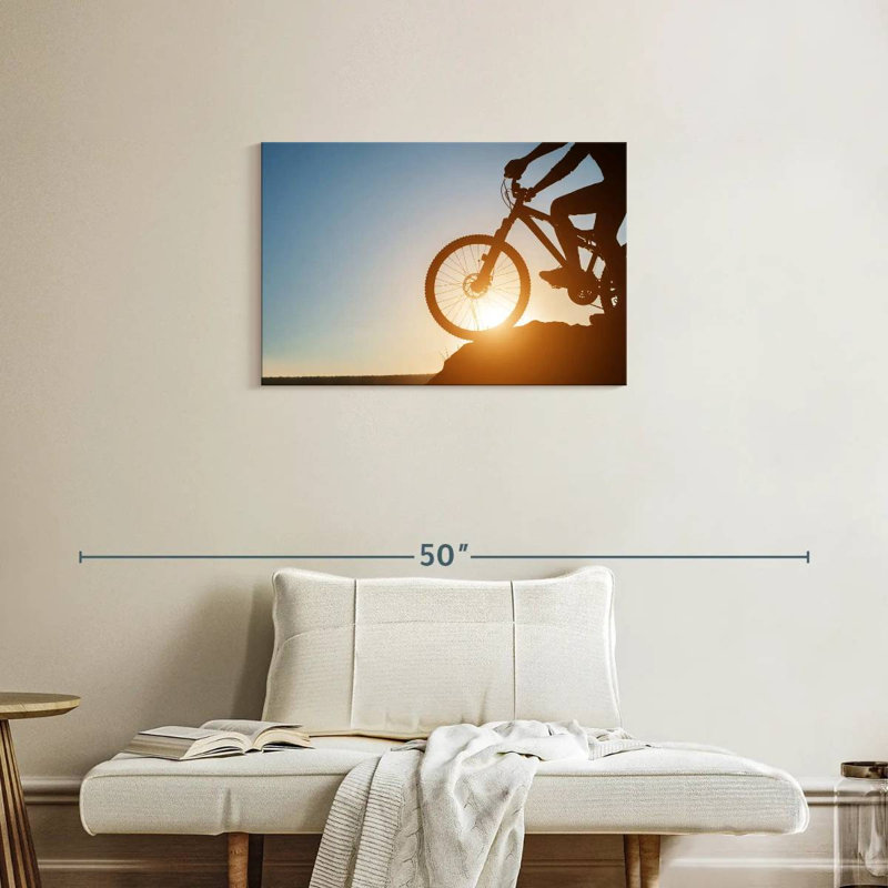 Senne, vélo de montagne au coucher du soleil, H 20 po x l 30 po