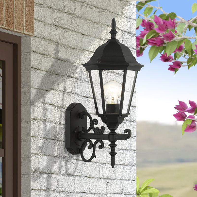 Holeman Aluminum Wall Light