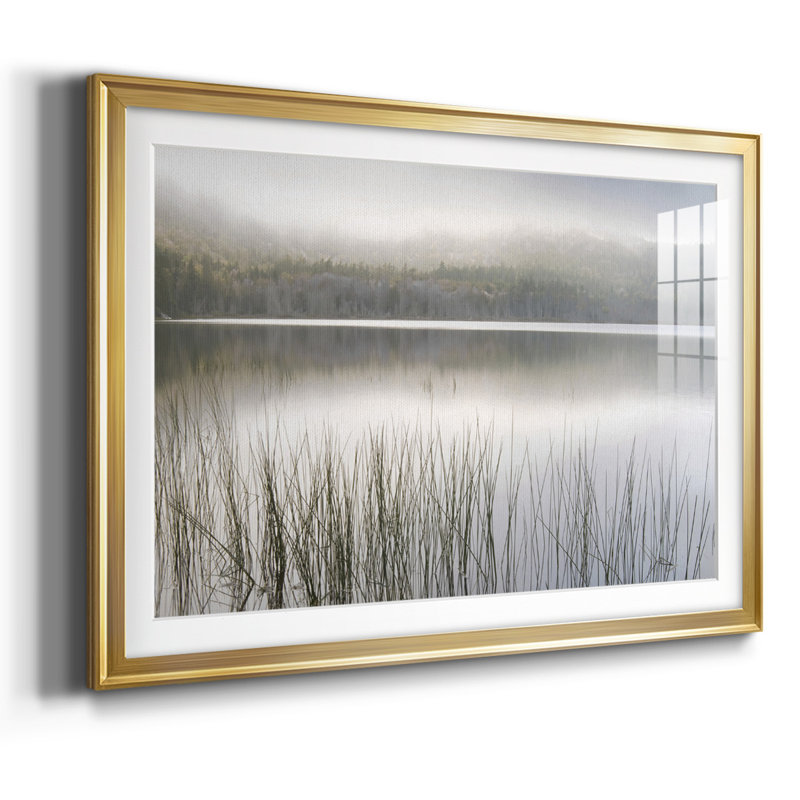 «Lake Fog», impression sur papier, H 30 po x l 44 po x P 1,5 po, Or