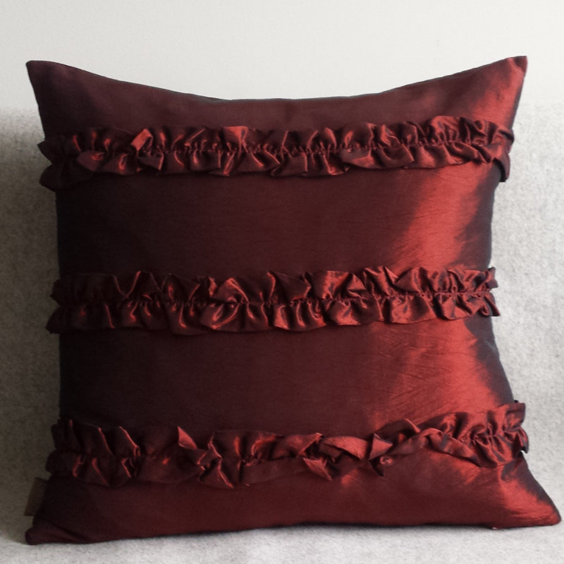 Oakmont Square Cushion, Red