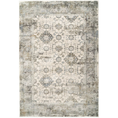 Felda Oriental Indoor Rug