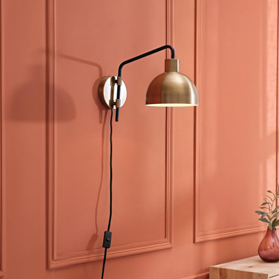 Dimitri Plug-in Armed Sconce