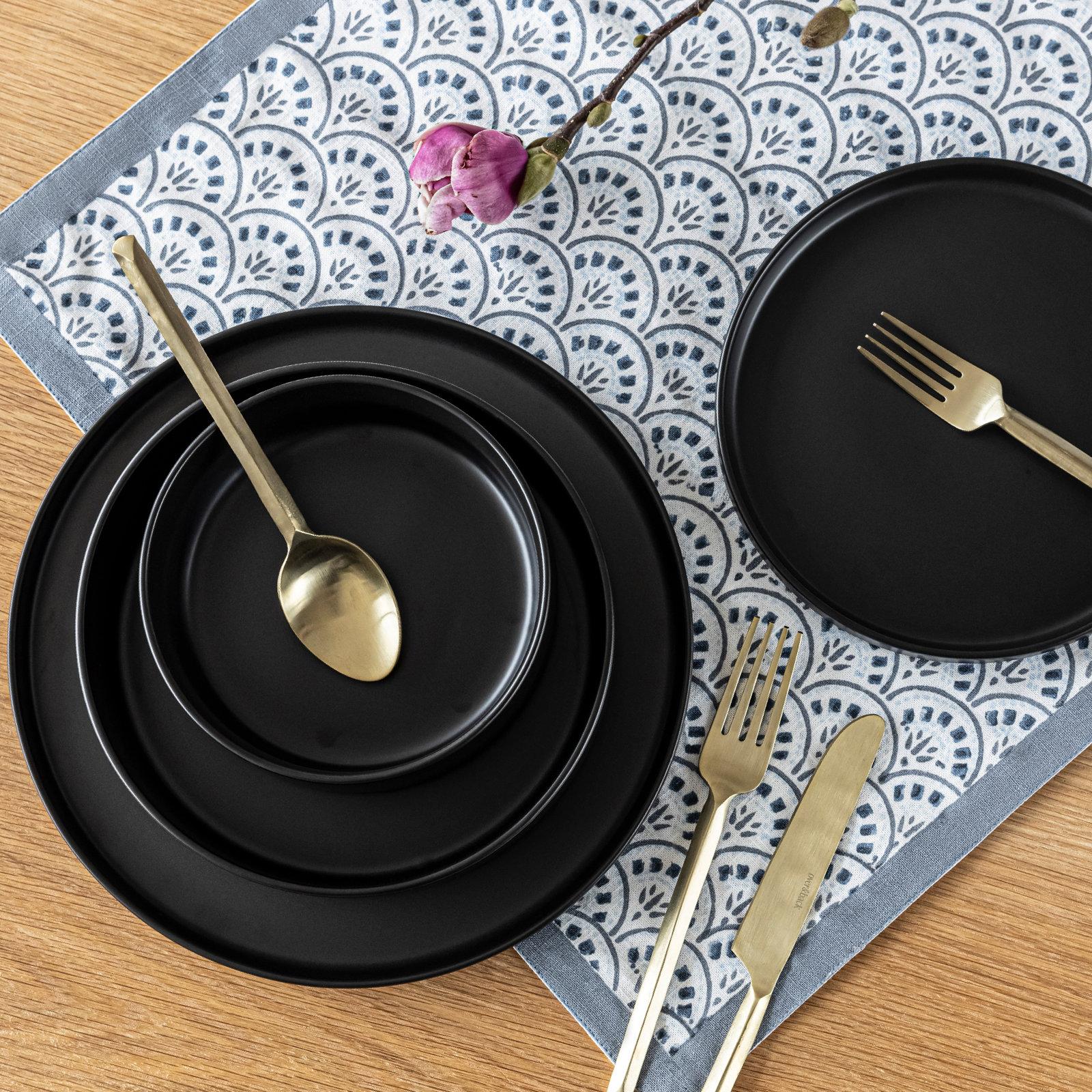 Stackable Stoneware Dinnerware Set, Black