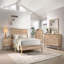 Commode de style classique avec 6 tiroirs au fini chêne naturel
