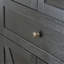 Armoire en dôme, faite de matériaux de haute qualité et de fabrication ancienne, avec un grand espace de rangement-336161206