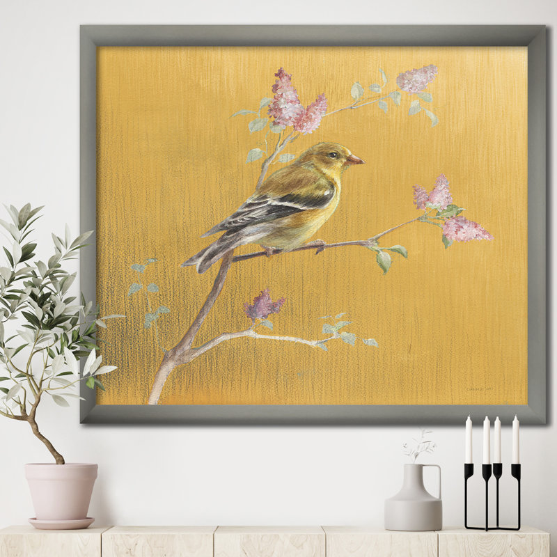 Reproduction d'art sur toile, "Oiseau doré sur fleurs", H 30 po x l 30 po x P 1 po, Cadre argenté