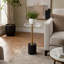 Table d'appoint 21 po en acrylique Elisia