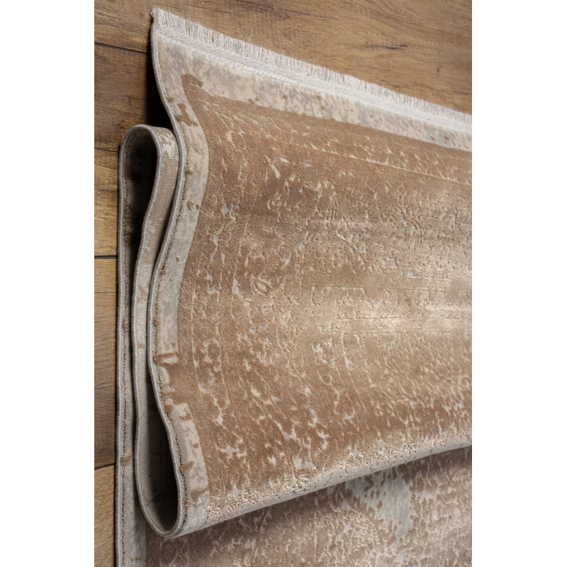 Myrasol Machine Made Indoor / Outdoor Area Rug, Rectangle 5'3" x 7'7"