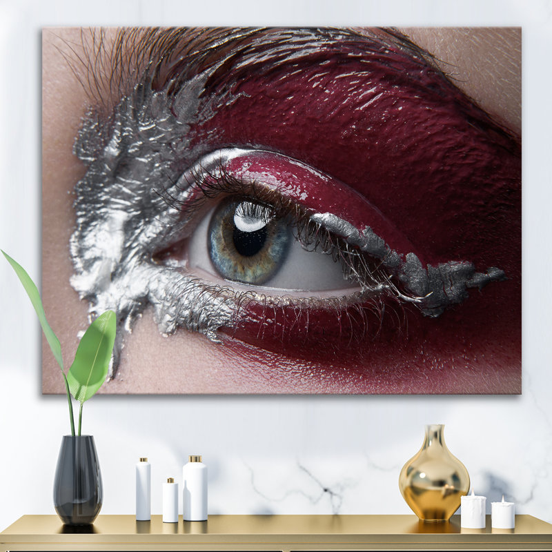 Retouchée - photographie sur toile, H 24 po x l 32 po x P 1 po, Toile tendue