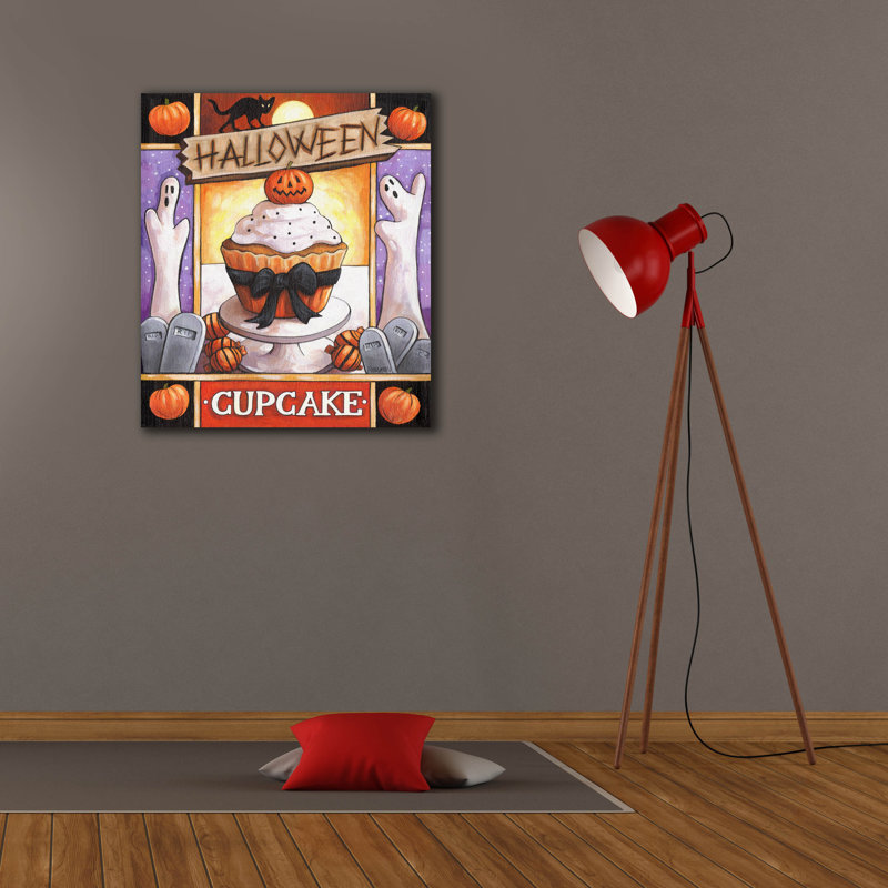 «Halloween Cupcake» par Cathy Horvath-Buchanan, art mural sur toile, H 30 po x l 26 po x P 1,5 po