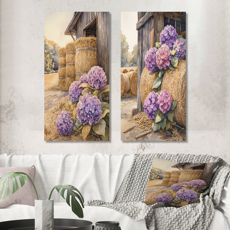 Hortensias dans le Hayloft I - Collection de 2 impressions sur toile florales, H 28 po x l 25 po, Toile tendue