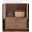 Petite garde-robe simple et moderne