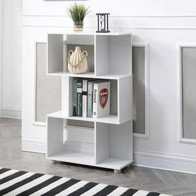 Modern Staggered 3-Shelf Manor Bookcase, White