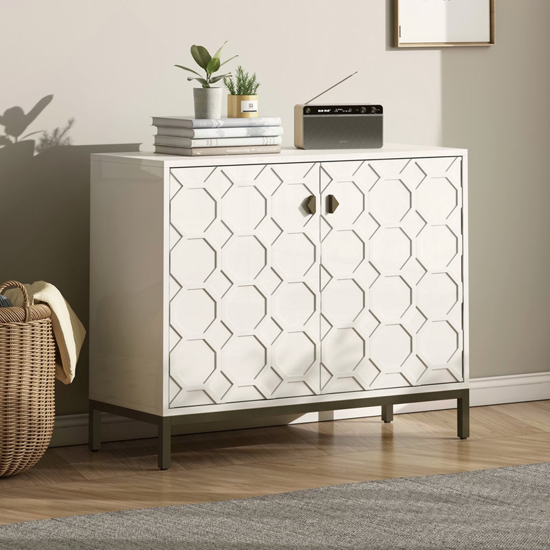 Rangement d'appoint moderne avec finition lustrée blanc moderne de 31,88 po de hauteur avec tablettes et revêtement métallique doré