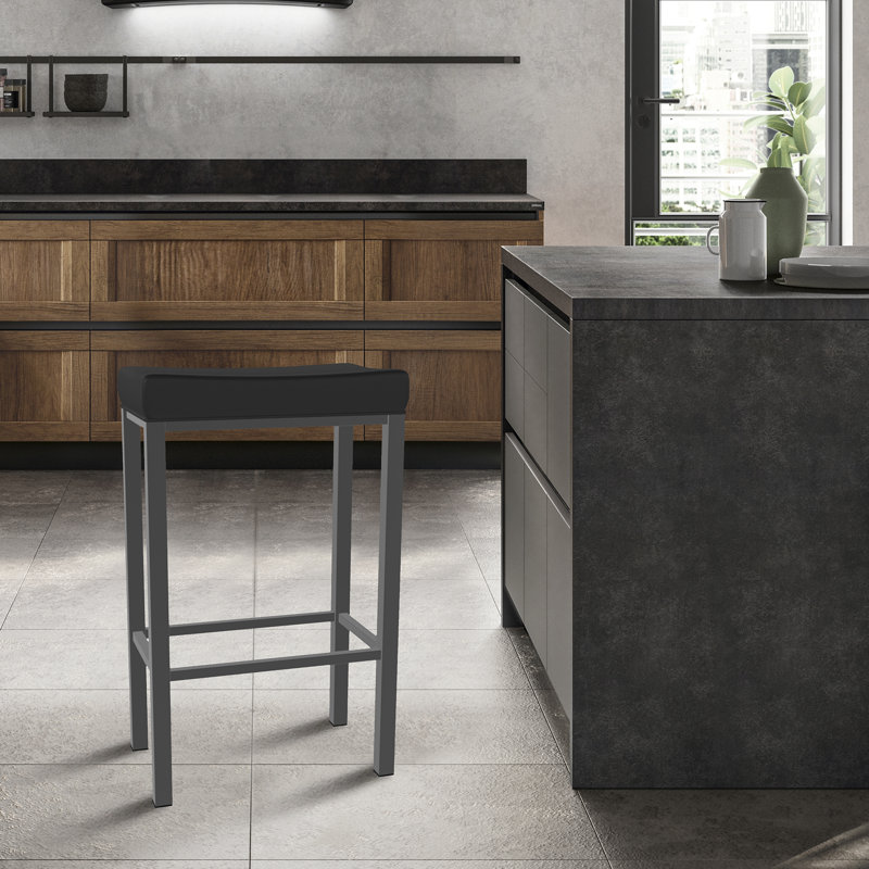 Tabouret de bar et de comptoir Groveland , Tabouret de comptoir (siège d'une hauteur de 26 p, Gris pierre de feu