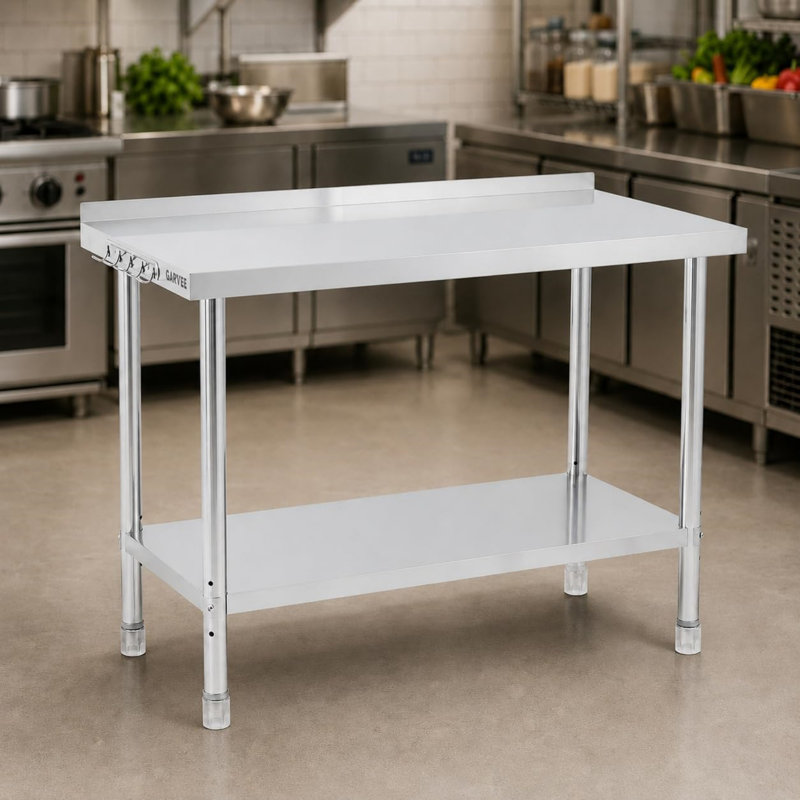 Table de travail robuste en acier inoxydable 60 x 24 x 35 pouces avec dosseret, table de préparation commerciale avec bord à angle droit, tablette inférieure et pieds réglables pour le restaurant, la cuisine, le garage et les utilitaires