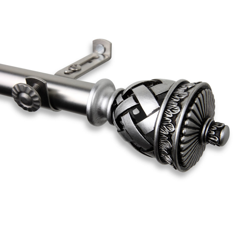 Tringle à rideaux simple à baie vitrée réglable de 28 à 48 po Aylin, Nickel satiné, 18 po à 28 po (chaque côté)