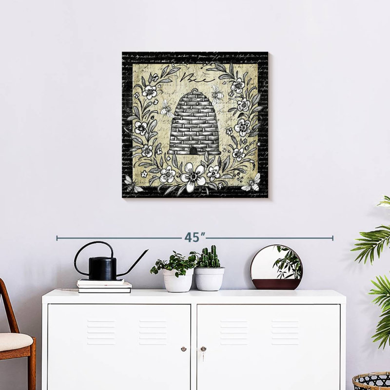 Brampt Bee Pattern Hive, 24" H x 24" W