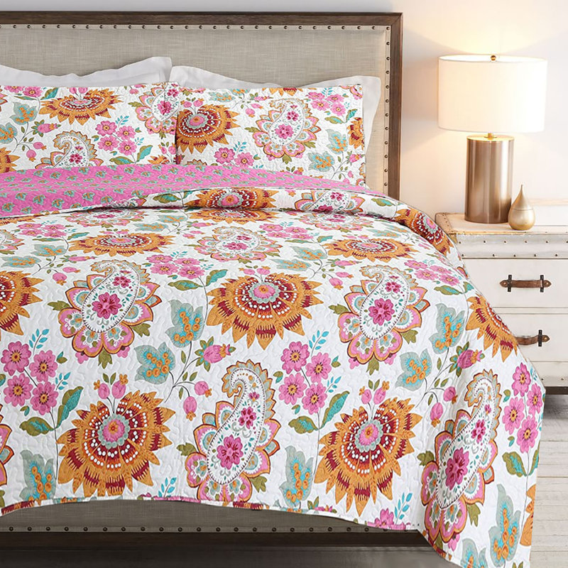 Hand Knotted Floral Quilt