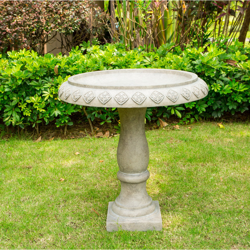 Bain d'oiseaux Almaden, H 2,6 po x l 22,8 po x P 22,8 po