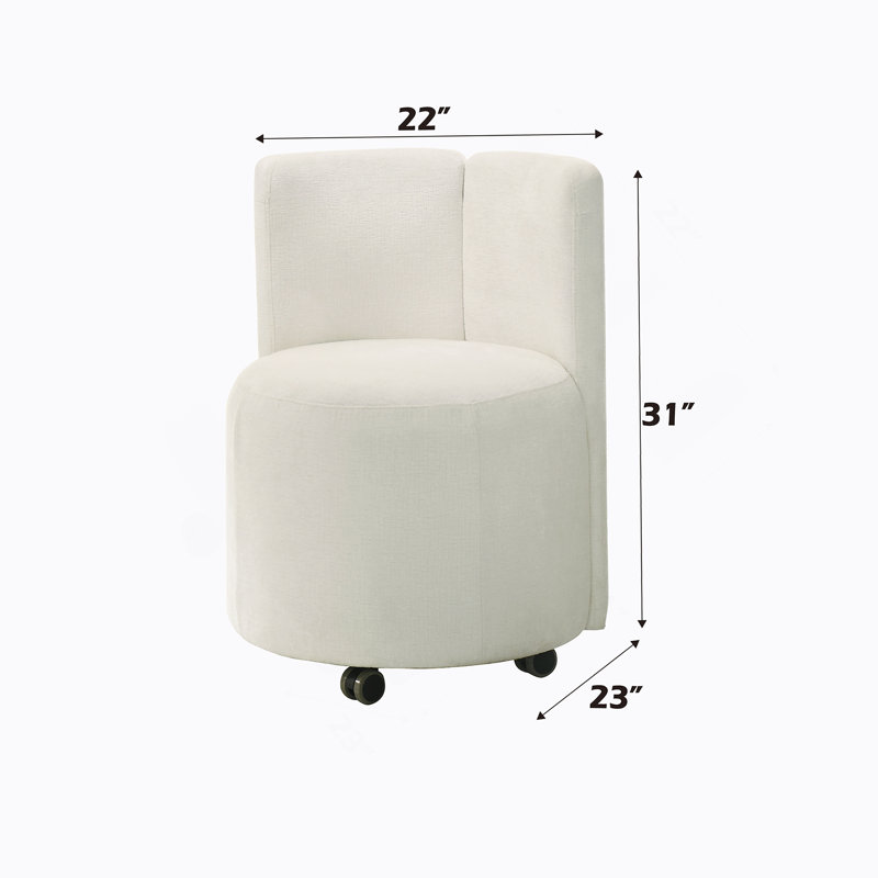 Ensemble de salle à manger 8 pièces en chenille naturelle et blanche Blayde, parfait pour les réunions de famille et les événements sociaux avec style et fonctionnalité