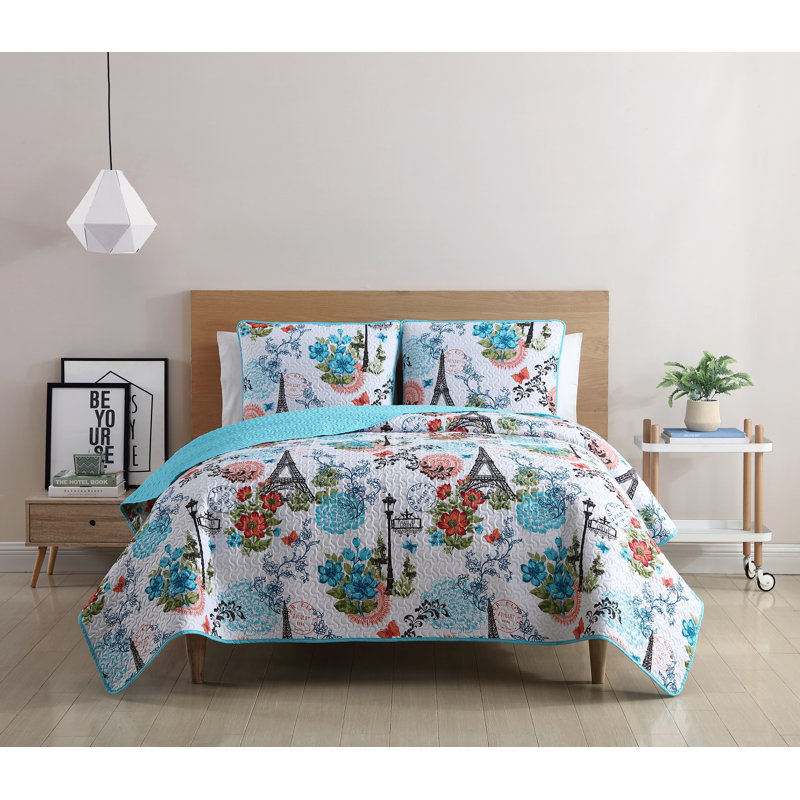 Eiffel Blue Reversible Microfiber Full Quilt Set