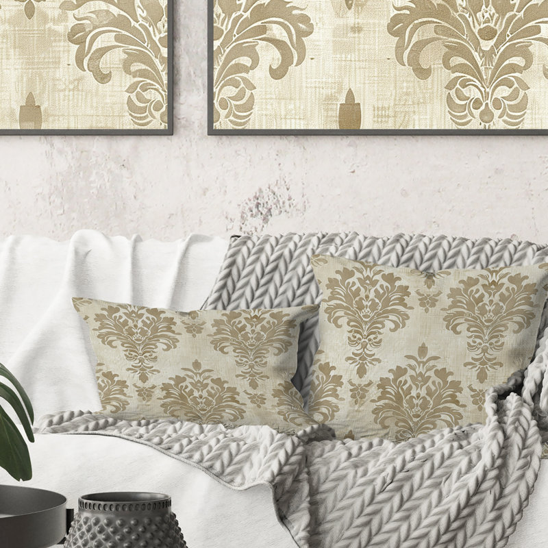 Beige Country Floral Chic III - coussin floral, H 18 po x l 18 po, Carrée