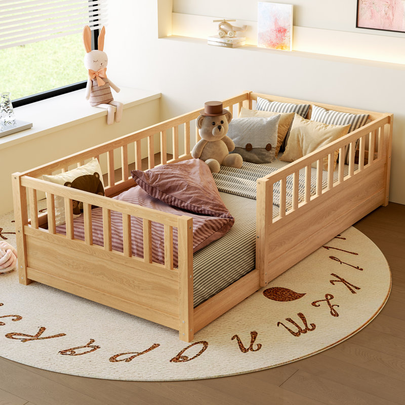 Lit de sol en bois Montessori avec construction intégrée et barrière de haute sécurité pour enfants, Naturel