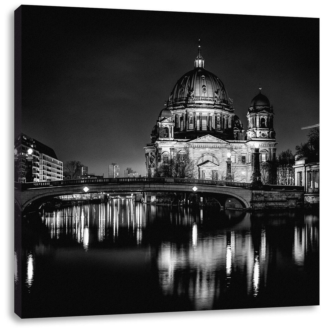 Leinwandbild Berliner Dom an der Spree bei Nacht