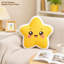 Coussin décoratif Kawaii Miling Star, mignon, jaune, en forme d'étoile joyeuse, imprimé à plat en 2D. Parfait pour le divan, la chambre à coucher, le salon, le bureau et la voiture. Cadeau idéal. 55 cm (21,65 po).-137542339