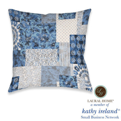 Coussin décoratif d'intérieur 18 po x 18 po Dream Patch de Kathy Ireland